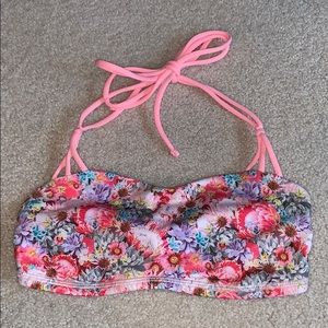 Flower print lululemon sports bra